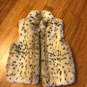 Valerie Stevens faux fur spotted vest.
